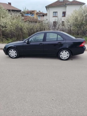 Mercedes-Benz C 180 Компресор  - 3700 € / 7236.57 лв. - 37561213 4
