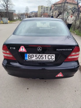 Mercedes-Benz C 180 Компресор  - 3700 € / 7236.57 лв. - 37561213 6