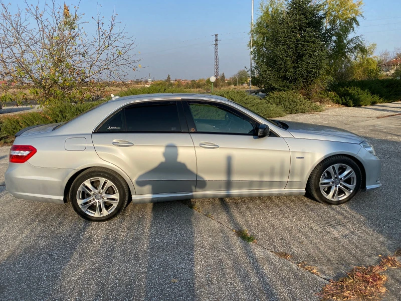 Mercedes-Benz E 350, снимка 3 - Автомобили и джипове - 44873104