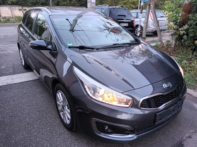 Kia Ceed 1.6 CRDI/136 к.с., снимка 2 - Автомобили и джипове - 47360363