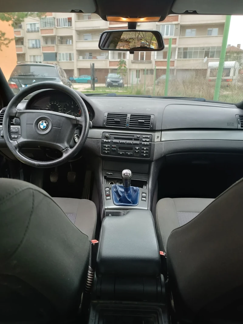 BMW 320 150кс фейслифт 6ск, снимка 9 - Автомобили и джипове - 47470703