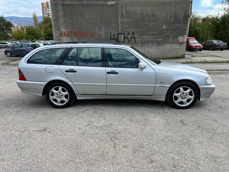 Mercedes-Benz C 250 2.5 TD Sport, снимка 4 - Автомобили и джипове - 47546111