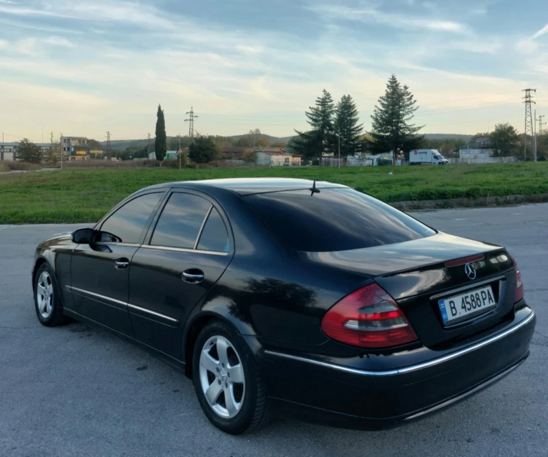 Mercedes-Benz E 270, снимка 4 - Автомобили и джипове - 48072756