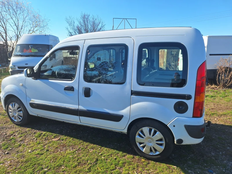 Renault Kangoo 1.6 i, снимка 7 - Автомобили и джипове - 48364762