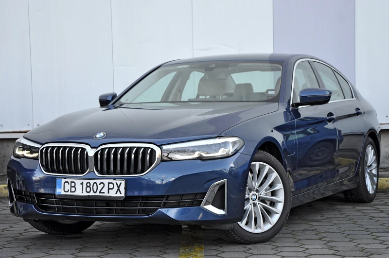 BMW 530E Plug-in Hybrid xDrive Luxury line !ГАРАНЦИОНЕН!, снимка 1 - Автомобили и джипове - 48412054