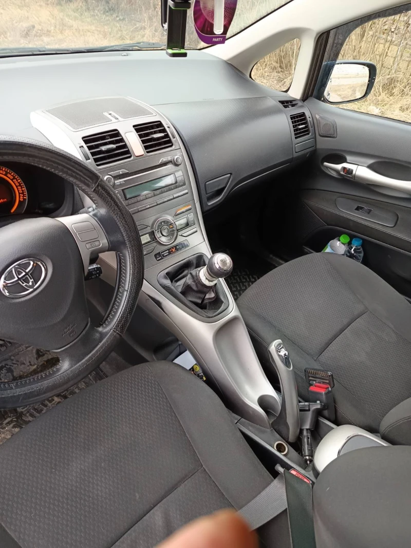 Toyota Auris, снимка 5 - Автомобили и джипове - 49155952