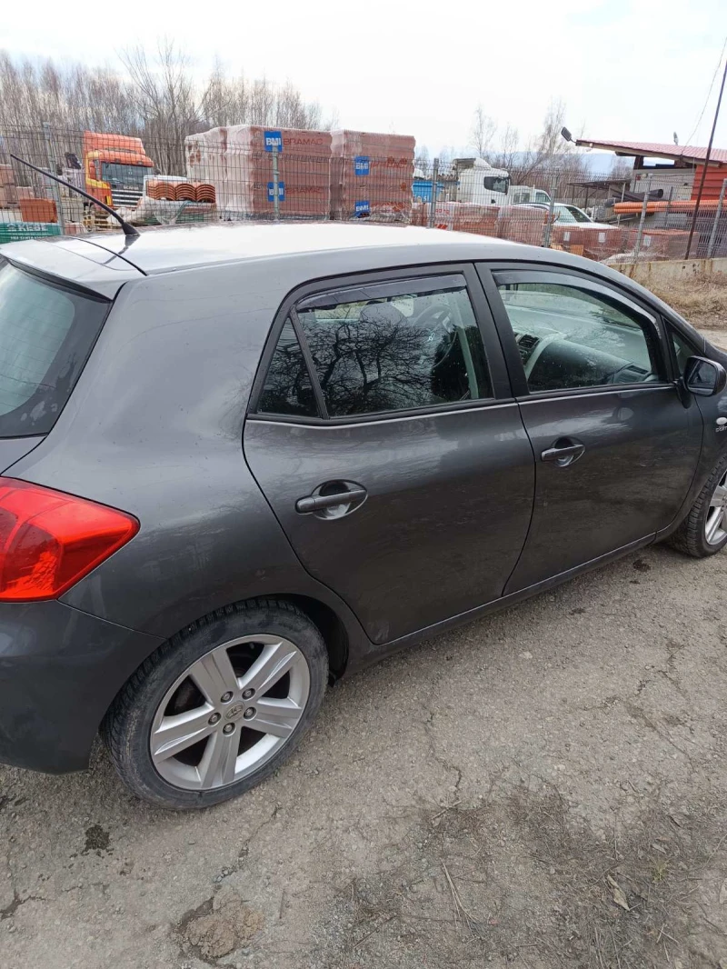 Toyota Auris, снимка 3 - Автомобили и джипове - 49155952