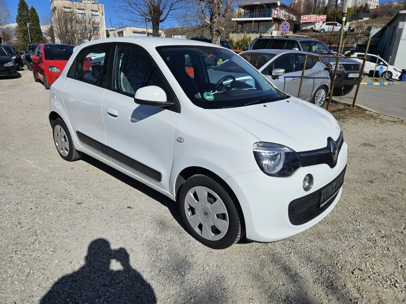 Renault Twingo Euro6 , снимка 2 - Автомобили и джипове - 49584233