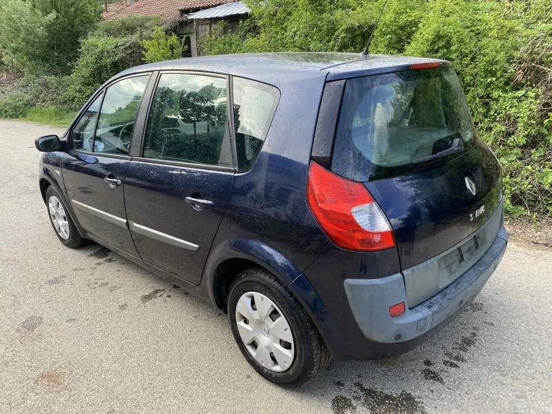 Renault Scenic 1.6 16v , снимка 3 - Автомобили и джипове - 52044734