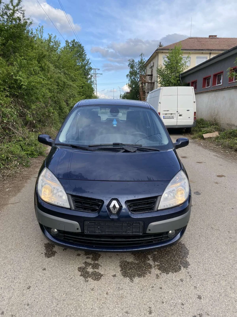 Renault Scenic 1.6 16v , снимка 8 - Автомобили и джипове - 52044734