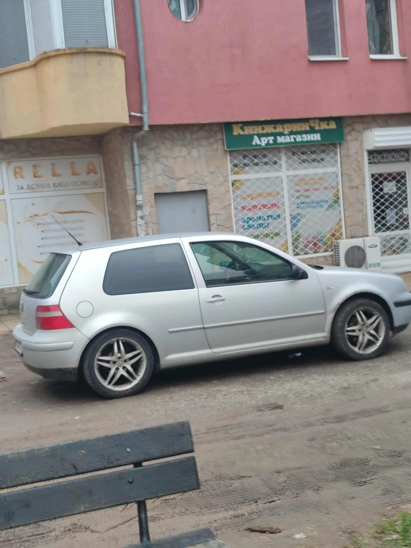 VW Golf 4 1.9TDI, снимка 4 - Автомобили и джипове - 52262516
