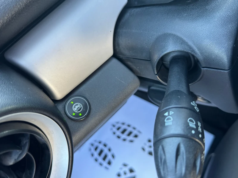 Mini Cooper 1.4 ГАЗ BRC^ЛИЗИНГ^, снимка 14 - Автомобили и джипове - 52270505