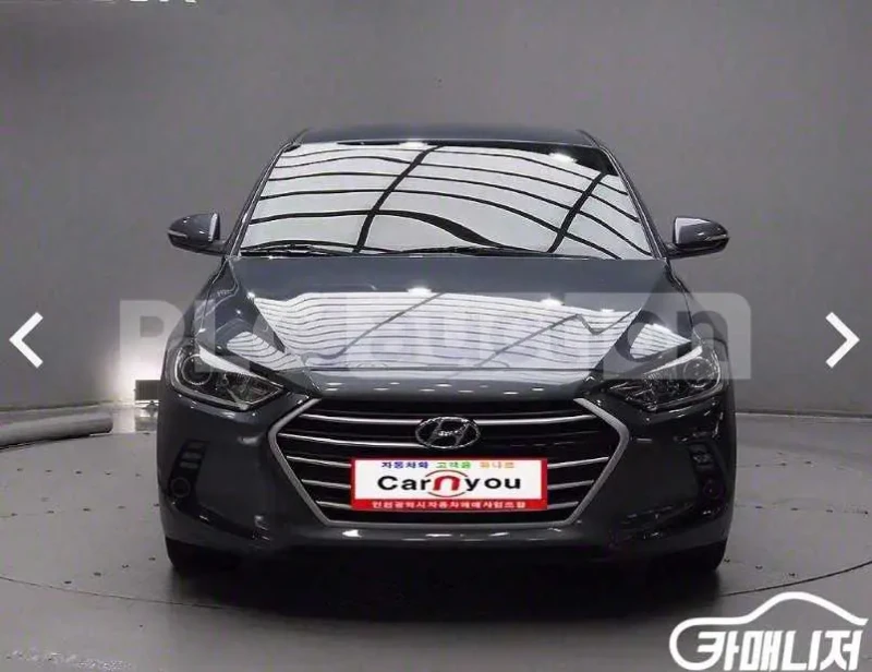 Hyundai Elantra, снимка 2 - Автомобили и джипове - 52333051