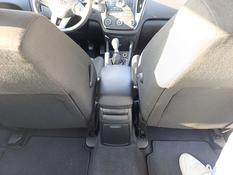 Kia Ceed, снимка 10 - Автомобили и джипове - 52507533