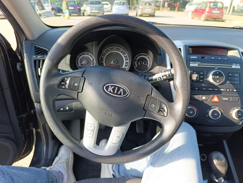 Kia Ceed, снимка 13 - Автомобили и джипове - 52507533