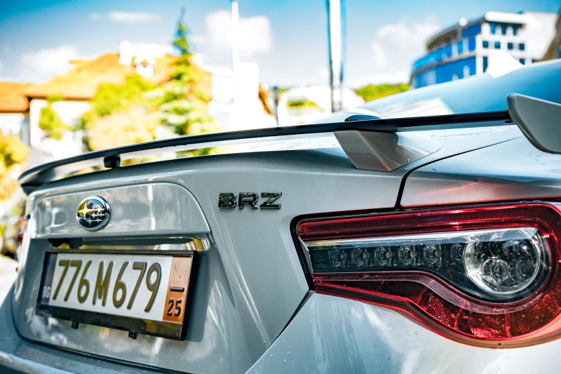Subaru BRZ 2.0, снимка 6 - Автомобили и джипове - 52673095
