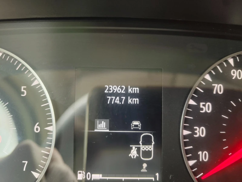 Dacia Sandero Stepway, снимка 3 - Автомобили и джипове - 52678695