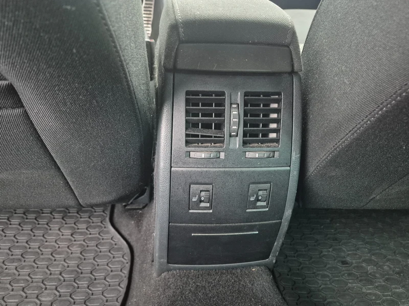 Skoda Octavia СКАУТ 4+ 4 БЕНЗИН , снимка 8 - Автомобили и джипове - 52694271