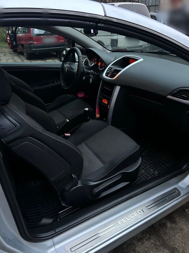 Peugeot 207 CC, снимка 10 - Автомобили и джипове - 52879383
