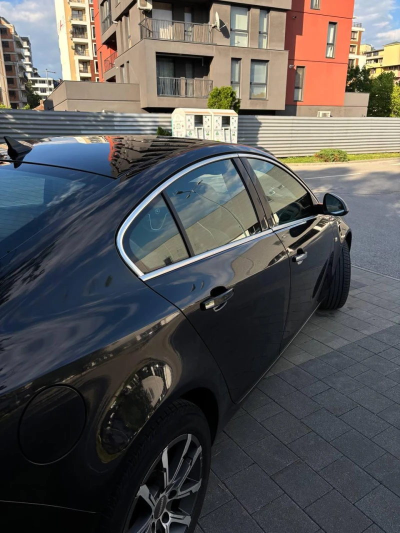 Opel Insignia 2.0 CDTI, снимка 5 - Автомобили и джипове - 52920219