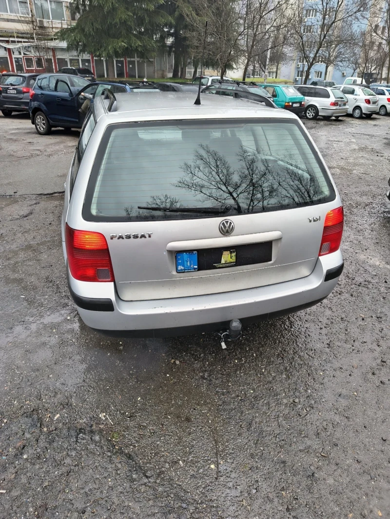 VW Passat 1.9, снимка 4 - Автомобили и джипове - 53273374