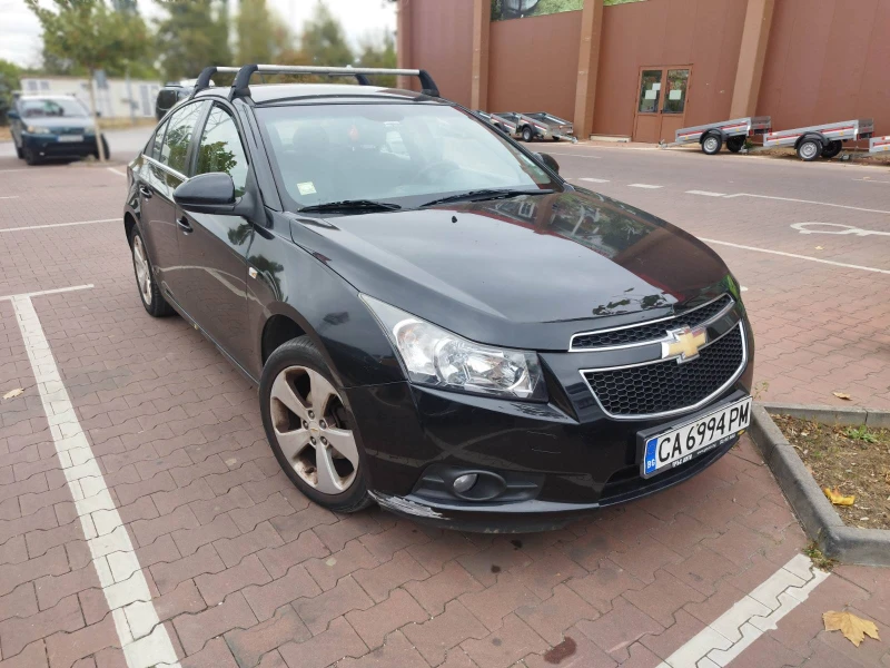 Chevrolet Cruze, снимка 4 - Автомобили и джипове - 53328519