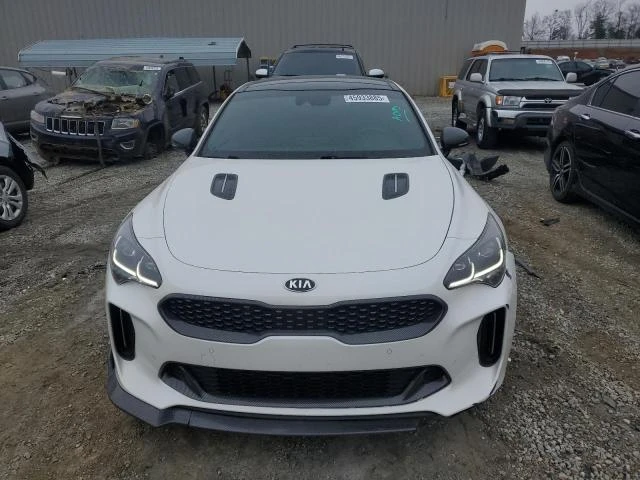 Kia Stinger 3.3L 6 Rear-wheel drive - изображение 8