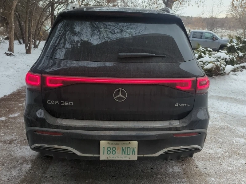 Mercedes-Benz EQB * EQB350 4MATIC * CARFAX * БЕЗ ПЪРВОНАЧАЛНА ВНОСКА, снимка 17 - Автомобили и джипове - 53145277