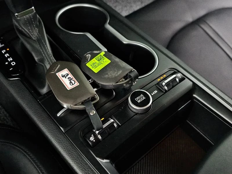 Kia K5 2.0 LPi | DIGITAL| ПОДГРЕВ| КАМЕРА, снимка 16 - Автомобили и джипове - 55748955