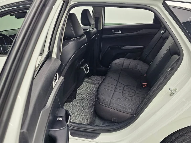 Kia K5 2.0 LPi | DIGITAL| ПОДГРЕВ| КАМЕРА, снимка 11 - Автомобили и джипове - 55748955