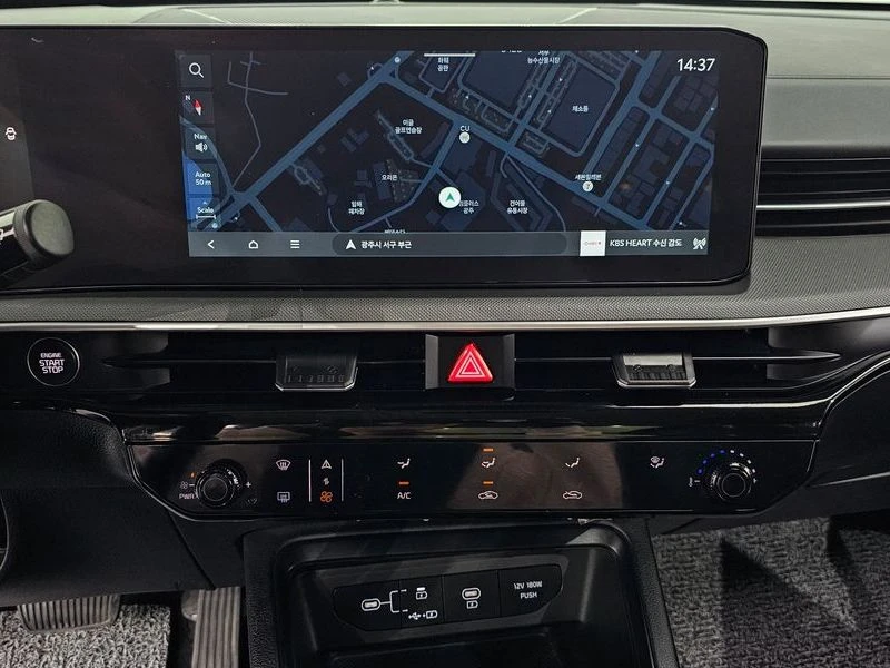 Kia K5 2.0 LPi | DIGITAL| ПОДГРЕВ| КАМЕРА, снимка 12 - Автомобили и джипове - 55748955