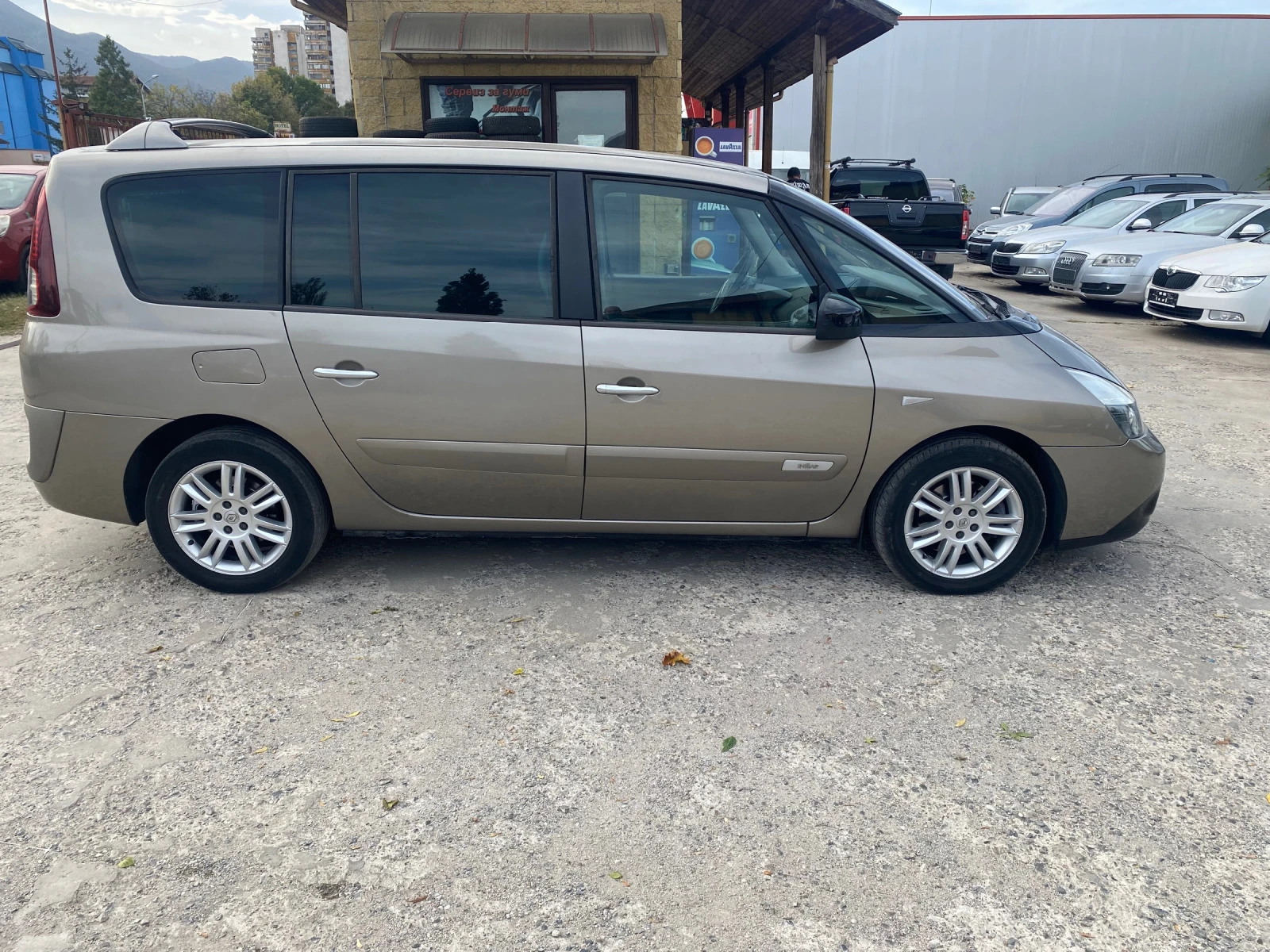 Renault Espace 2.0 dci initiale - изображение 3