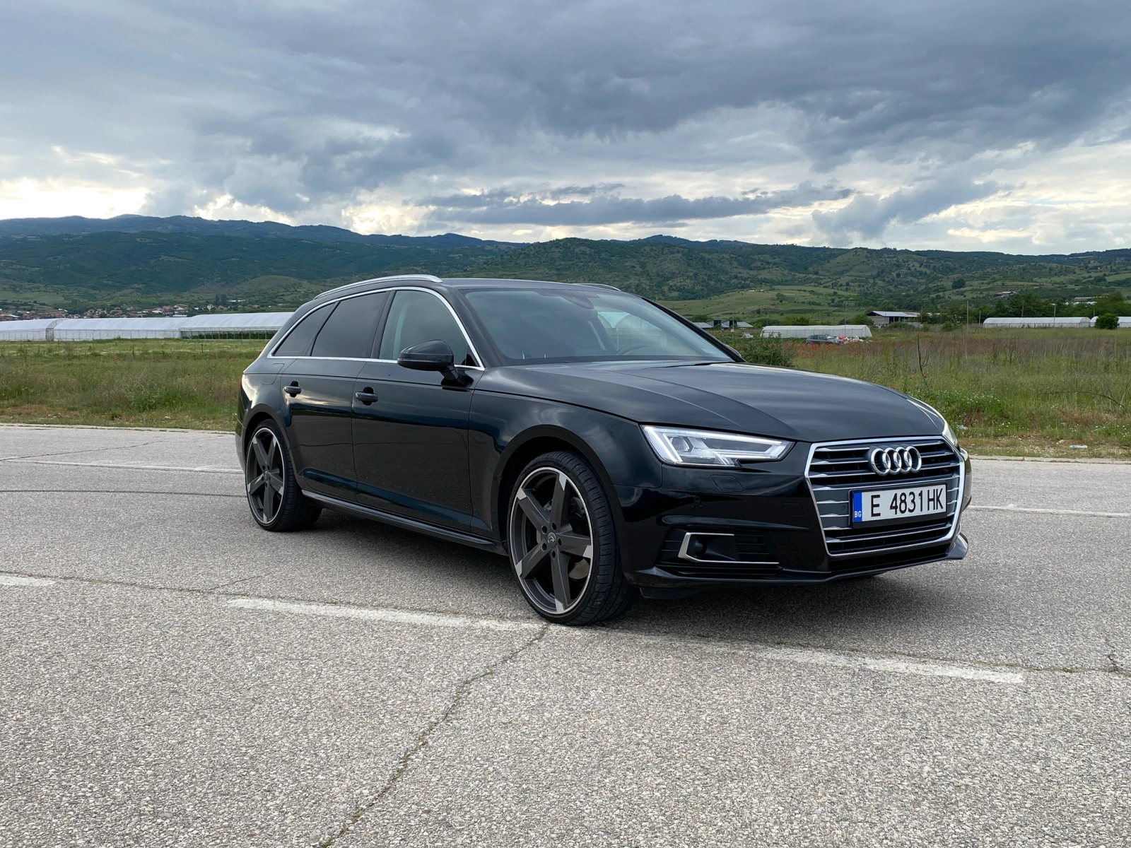 Audi A4 2.0TDI Quattro S-Tronic LED 105000хил.км!!! - изображение 2