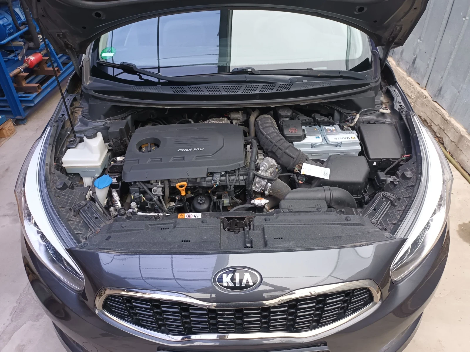 Kia Ceed 1.6 CRDI/ PREMIUM - изображение 7