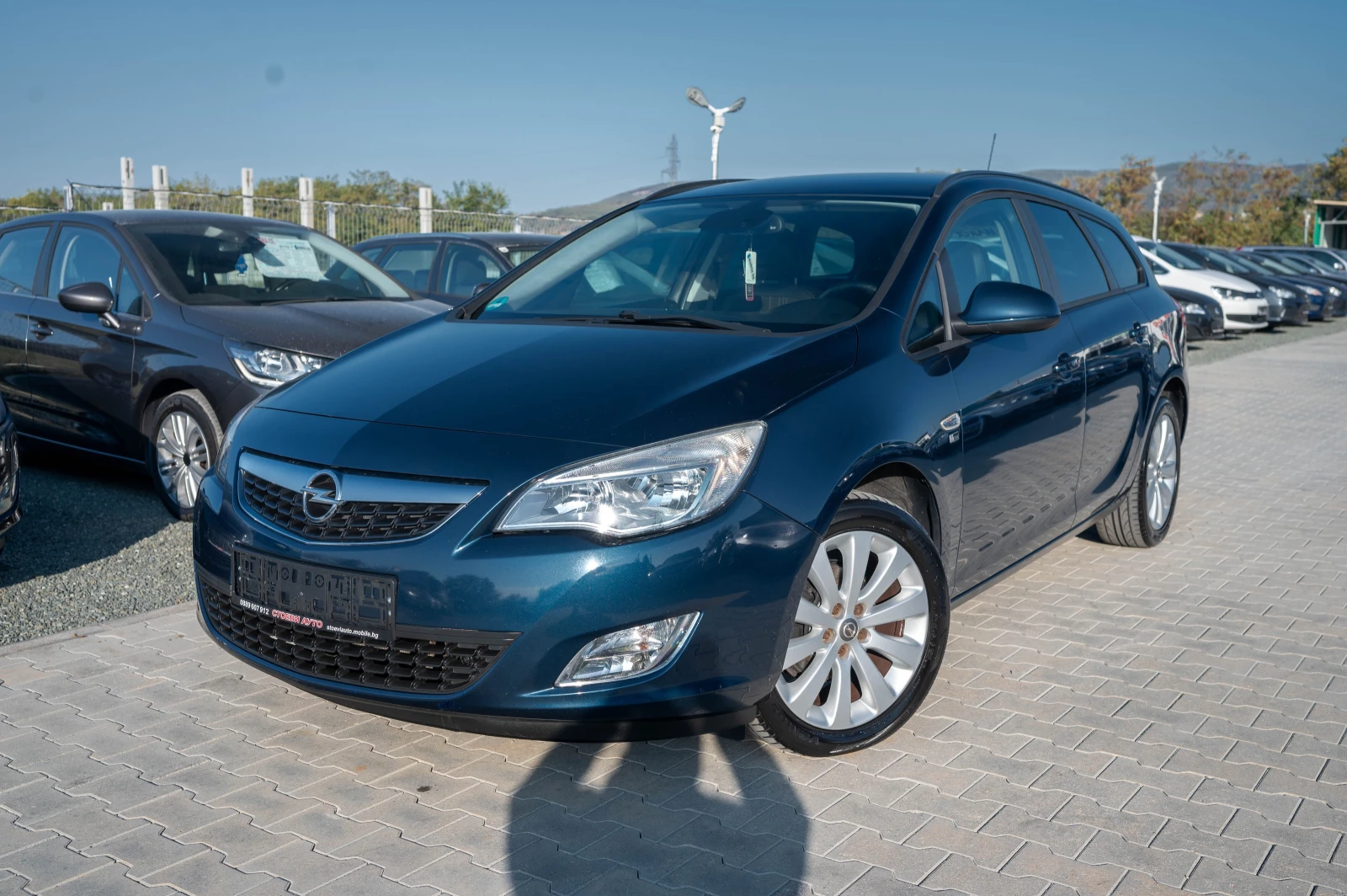 Opel Astra 1.4* 140кс* ЕВРО5* 2012г - изображение 2