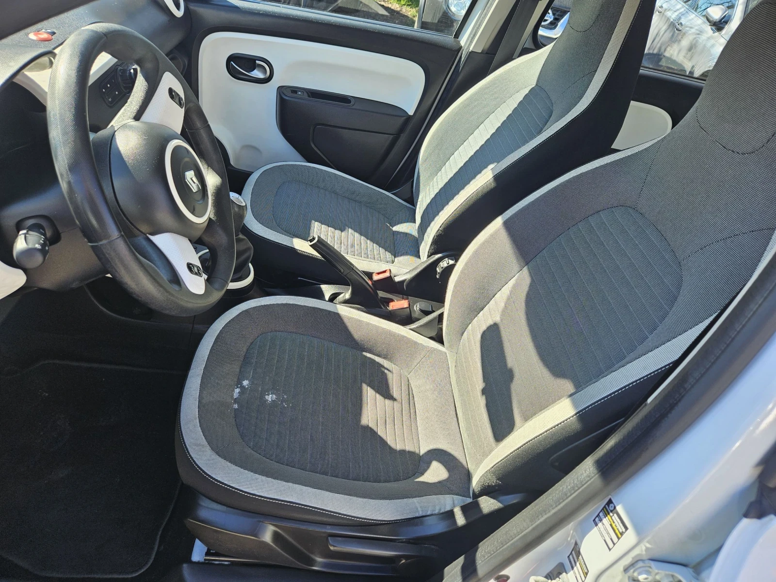 Renault Twingo Euro6  | Mobile.bg   11