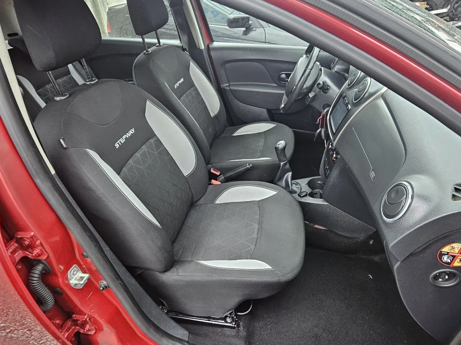 Dacia Sandero Stepway 1.5dci | Mobile.bg — изображение 11