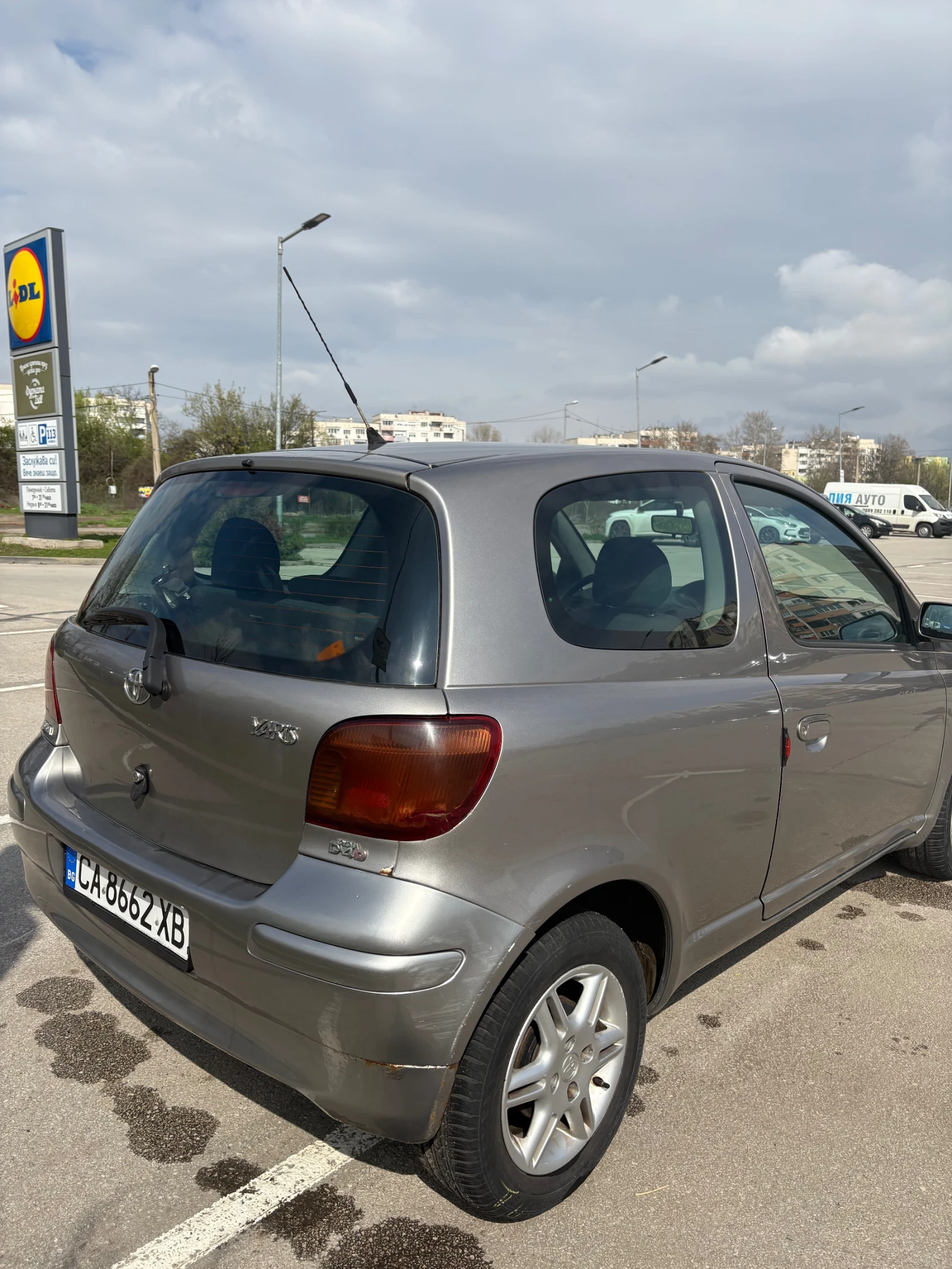 Toyota Yaris 1.4 DFD - изображение 4