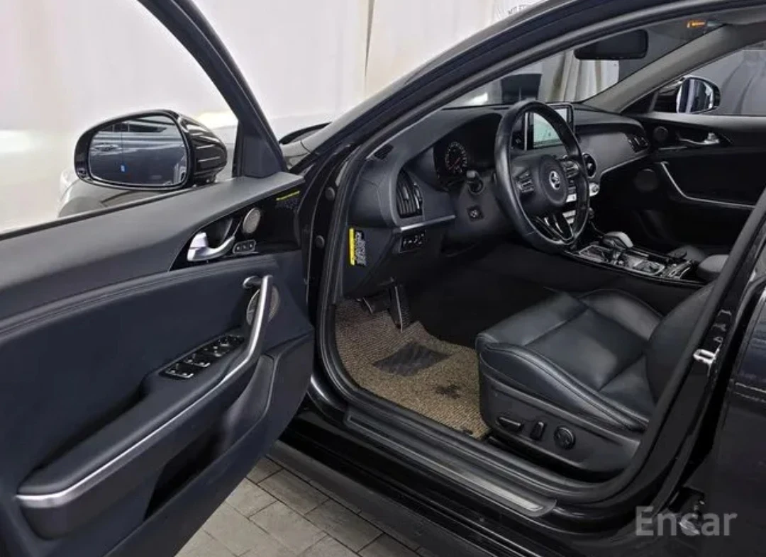 Kia Stinger 3.3 Turbo 4WD  - изображение 9