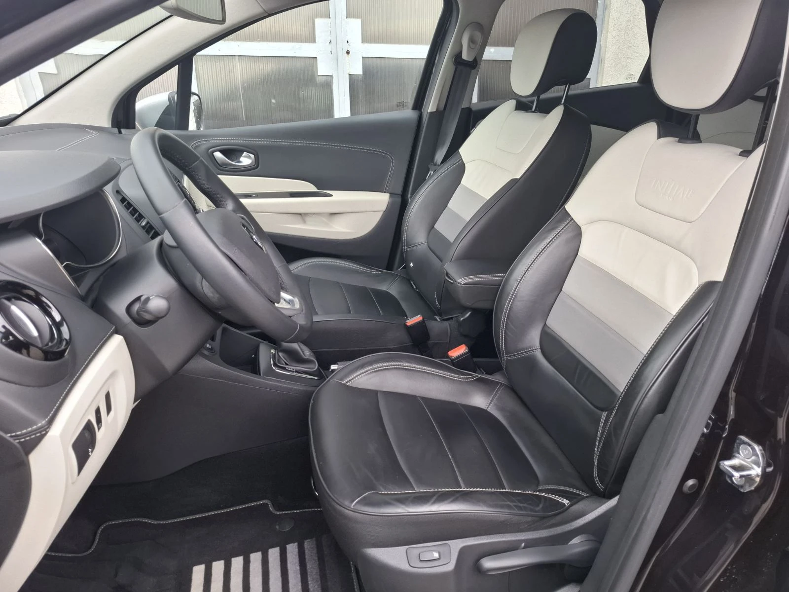 Renault Captur Initiale Paris Edition - изображение 8
