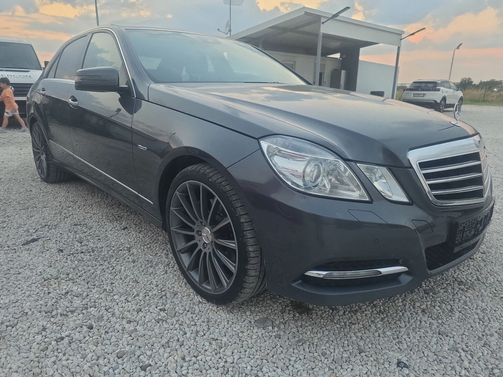 Mercedes-Benz E 350 Авангард 265кс - изображение 9