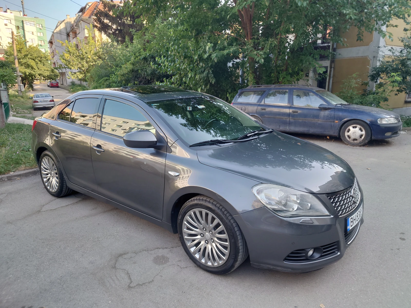 Suzuki Kizashi 4x4 - AWD/2WD - изображение 2