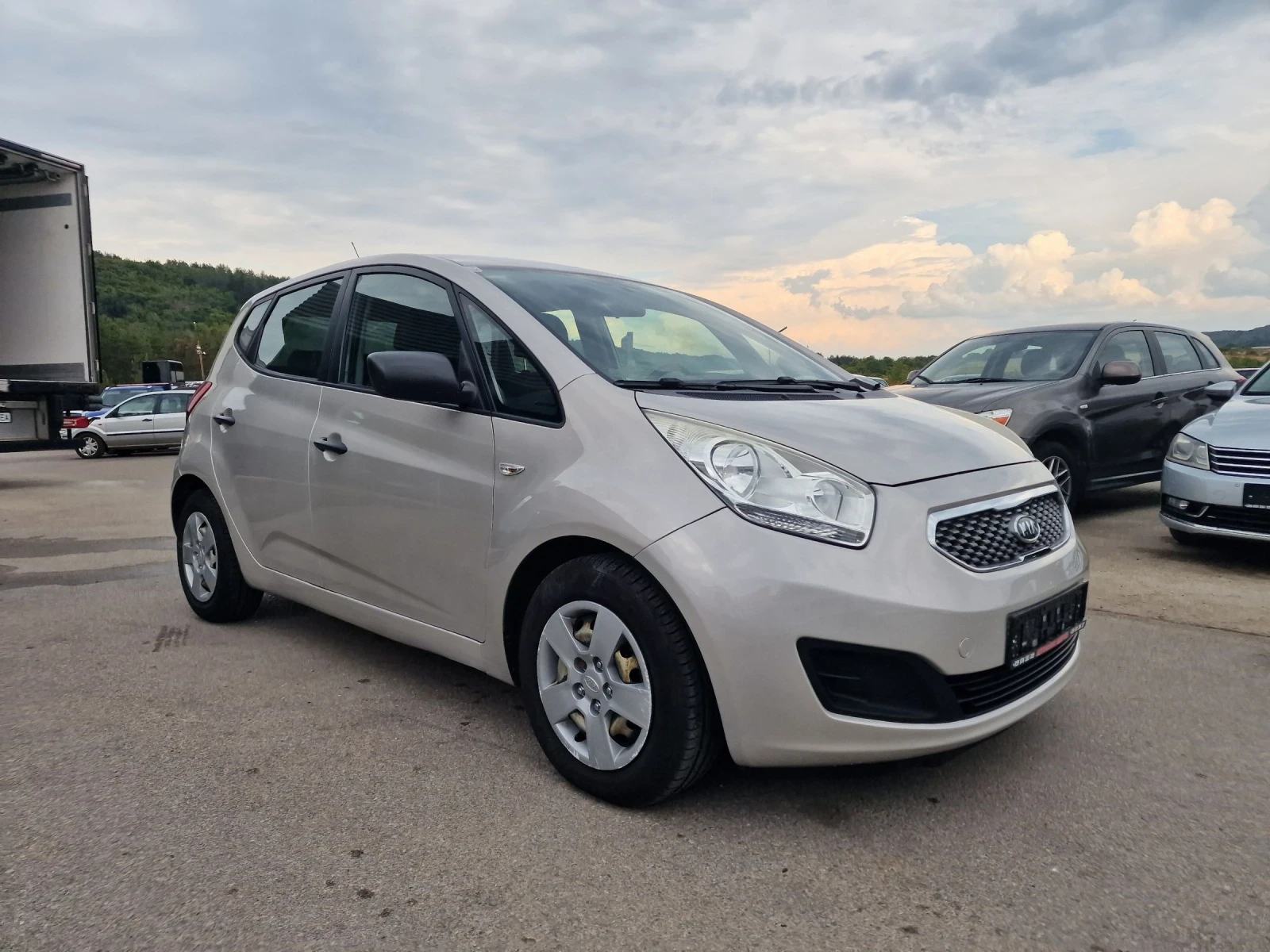 Kia Venga 1.4CRDI - изображение 2