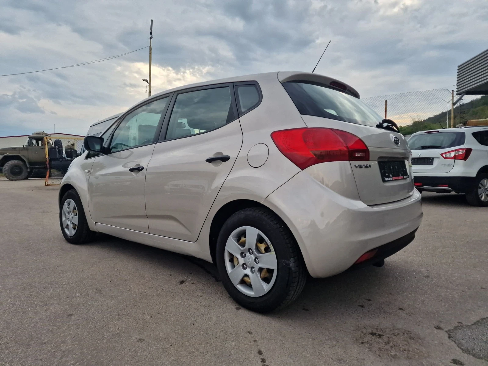 Kia Venga 1.4CRDI - изображение 4