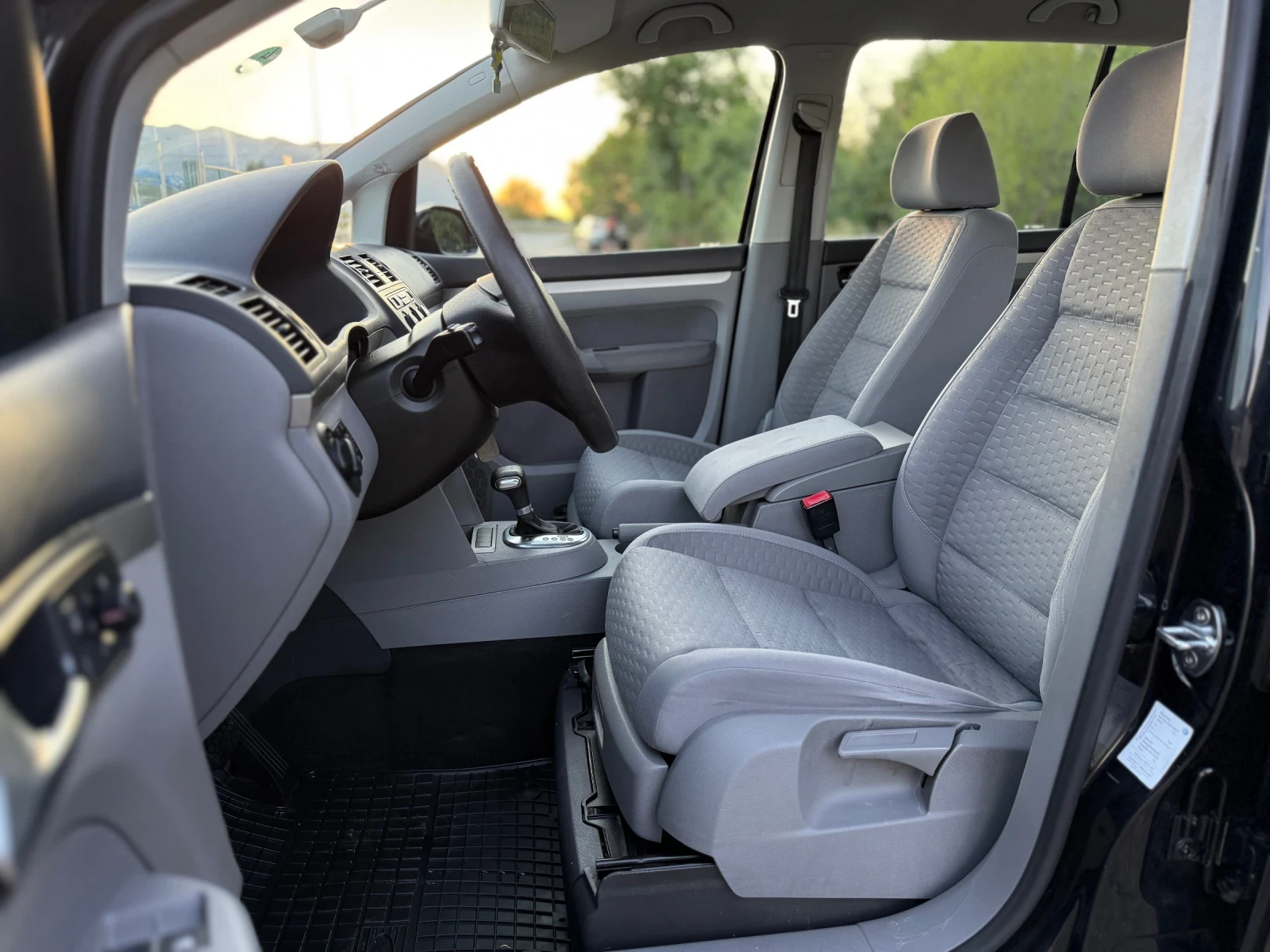 VW Touran 2.0TDi~140hp~DSG - изображение 10