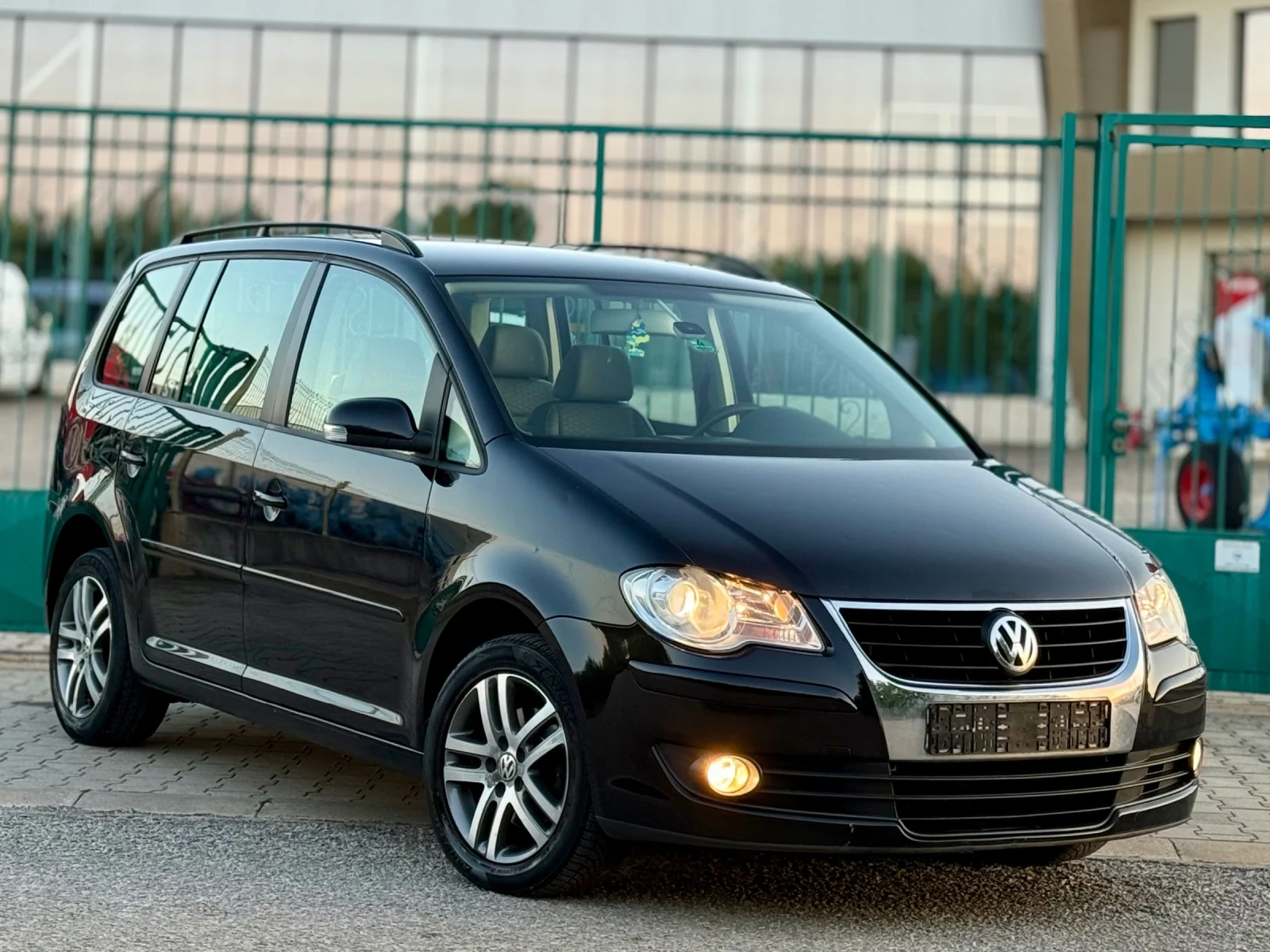 VW Touran 2.0TDi~140hp~DSG - изображение 3