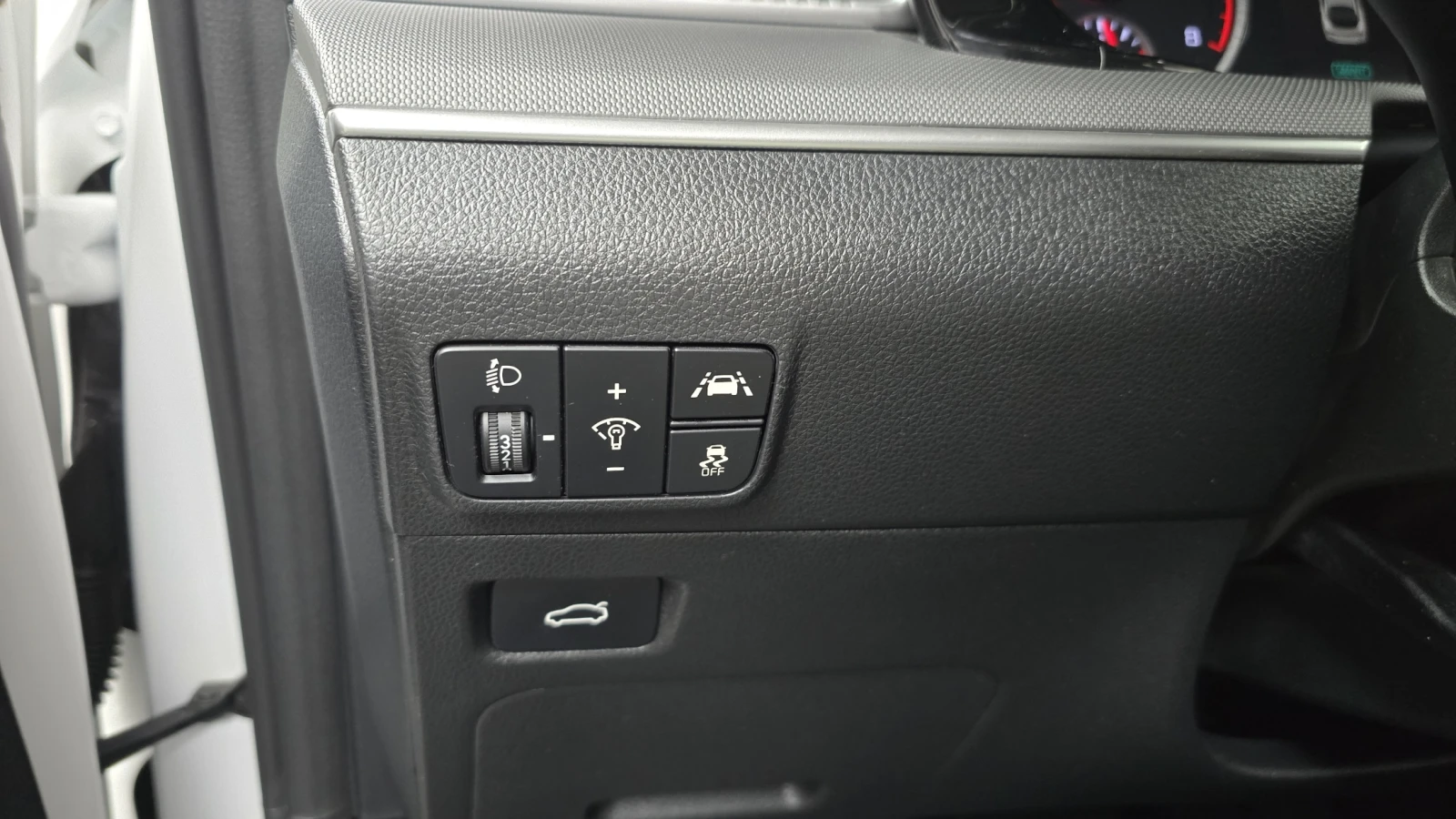 Kia K5 2.0LPI STANDARD  | Mobile.bg   17