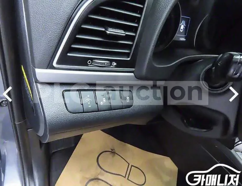 Hyundai Elantra | Mobile.bg   12