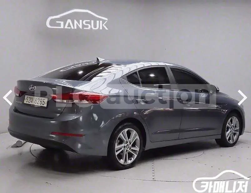 Hyundai Elantra  - изображение 4