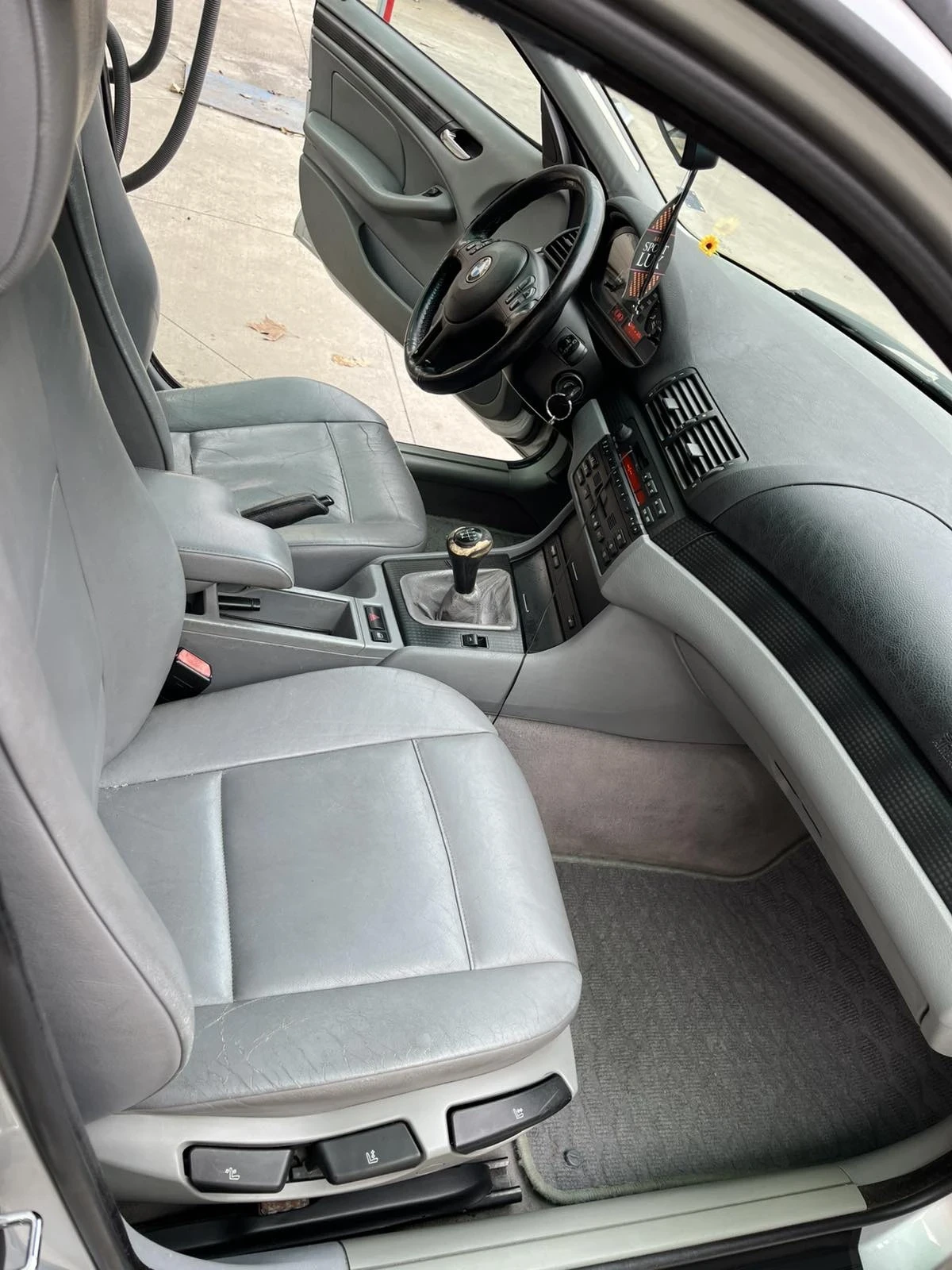 BMW 320 | Mobile.bg � ����������� 4